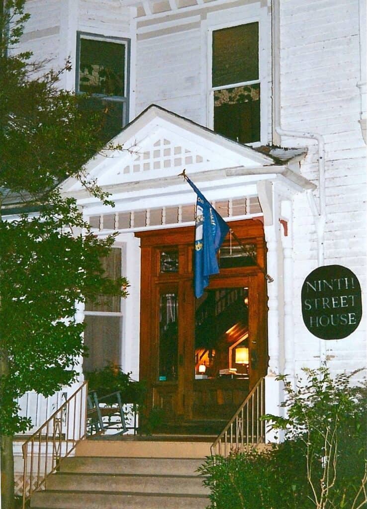 The Front Entrance to the Ninth Street House restaurant in Paducah, KY.