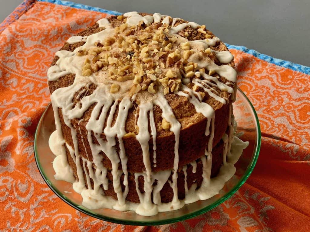 Layered Vanilla Cake with Nuts Stock Illustration - Illustration of glaze,  white: 295202579