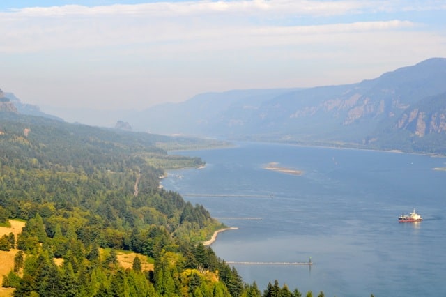 View from an overlook point on Highway 14 at Cape Horn in the Columbia River Gorge.